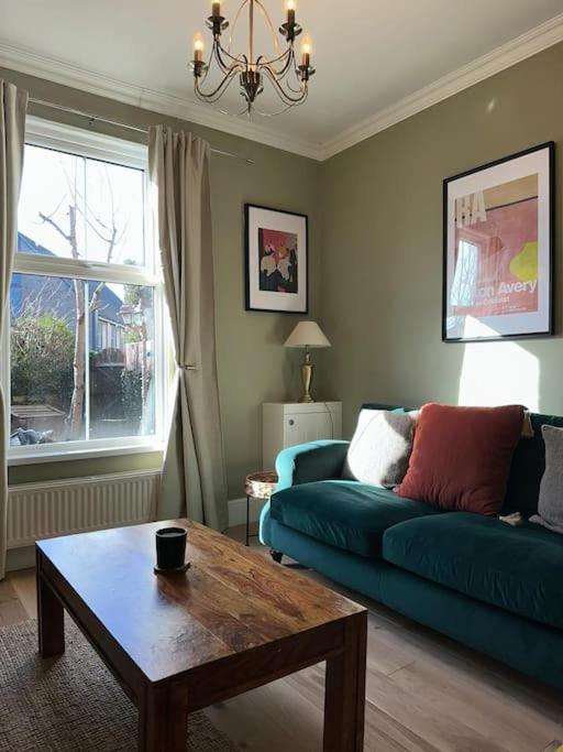 Townhouse In Belfast, Newtownabbey. Villa Exteriör bild